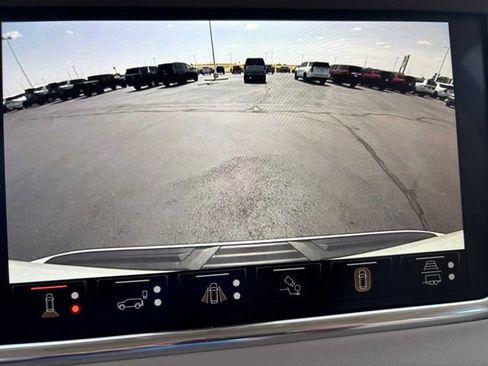 Used 2023 GMC Yukon XL Denali w/ Advanced Technology Package AWD/4WD image 26