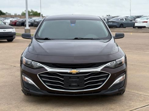 Used 2020 Chevrolet Malibu LS FWD image 2