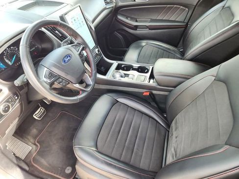Used 2024 Ford Edge ST-Line image 13