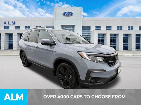 Used 2022 Honda Pilot Special Edition image 2