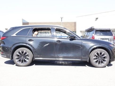 Used 2024 MAZDA CX-90 3.3 Turbo S w/ Premium Plus image 4
