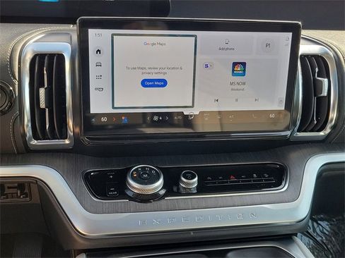 Certified 2025 Ford Expedition Platinum w/ Platinum Ultimate Package image 12