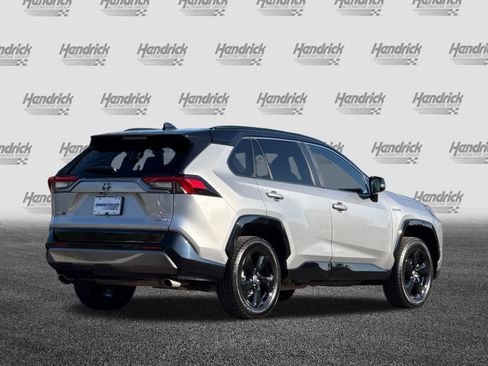 Used 2021 Toyota RAV4 XSE image 5