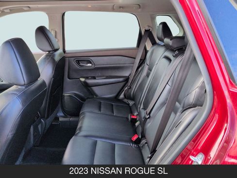 Used 2023 Nissan Rogue SL image 15