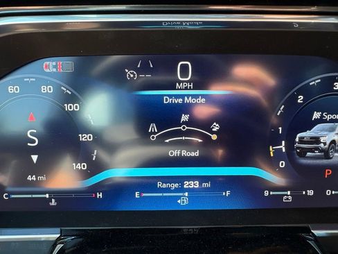 New 2026 Chevrolet Silverado 1500 LT Trail Boss w/ LT Trail Boss Premium Package AWD/4WD image 25
