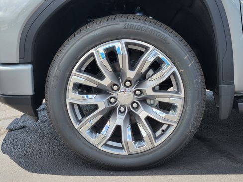 New 2025 GMC Sierra 1500 Denali w/ Denali Reserve Package image 7