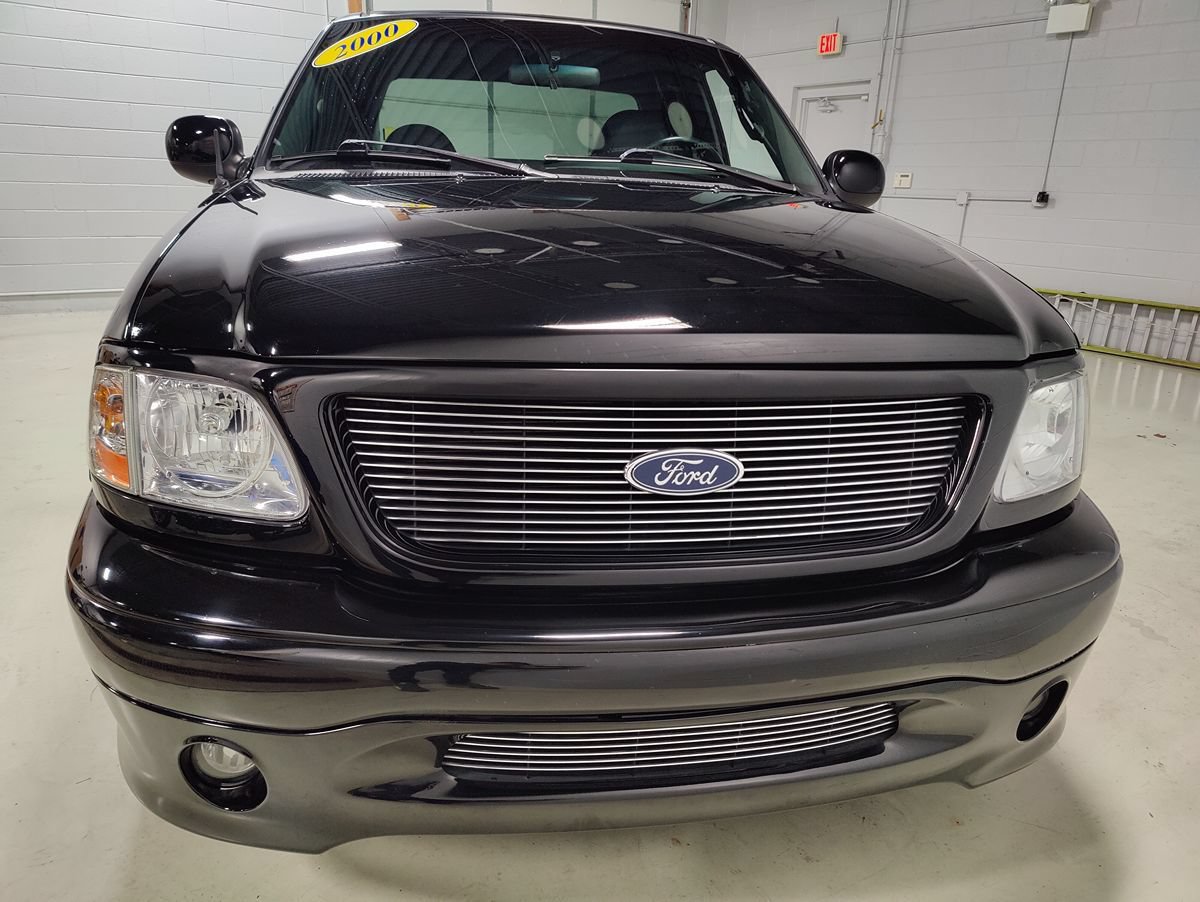 Used 2000 Ford F150 Harley-Davidson RWD image 3