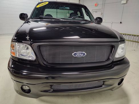 Used 2000 Ford F150 Harley-Davidson RWD image 3