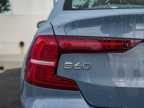 Used 2024 Volvo S60 B5 Core image 7