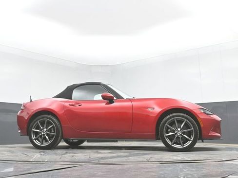 Used 2016 MAZDA MX-5 Miata Grand Touring image 42