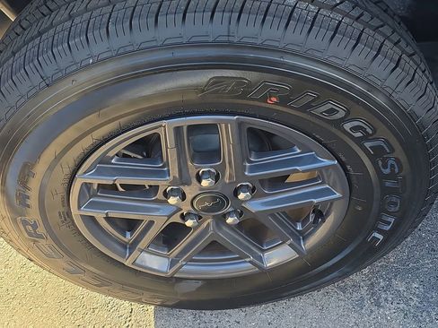 Used 2024 Jeep Wrangler Sport S image 7