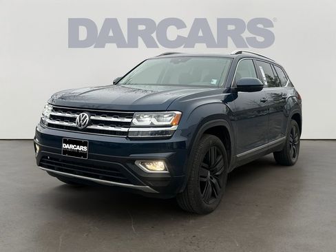 Used 2018 Volkswagen Atlas SEL Premium image 3