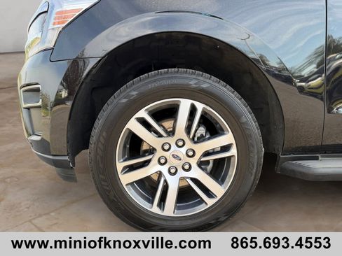 Used 2024 Ford Expedition Max Limited AWD/4WD image 9