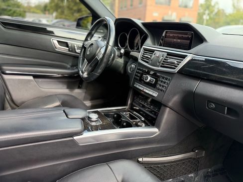 Used 2014 Mercedes-Benz E 350 Sedan image 39