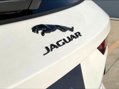 New 2026 Jaguar F-PACE R-Dynamic S image 9