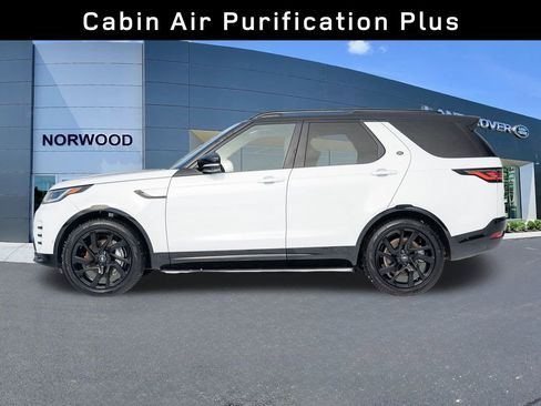 Certified 2024 Land Rover Discovery Dynamic SE image 7