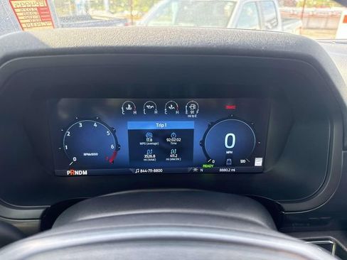 Used 2025 Ford F150 Lariat AWD/4WD image 32