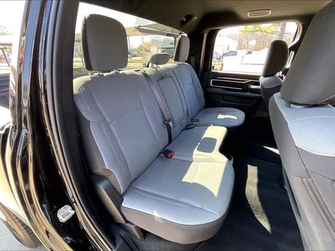 Used 2024 RAM 2500 Big Horn w/ Bed Utility Group image 19