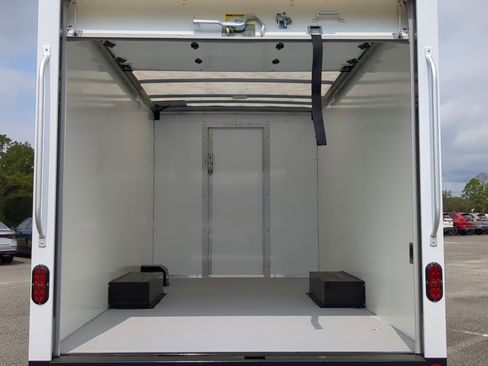 New 2025 GMC Savana 3500 w/ Power Convenience Package image 28