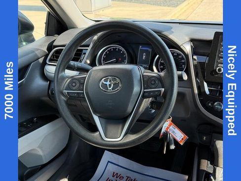 Used 2022 Toyota Camry LE FWD image 14