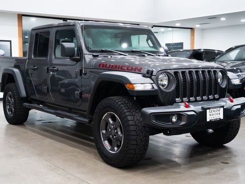 Used 2022 Jeep Gladiator Rubicon w/ Cold Weather Group image 3