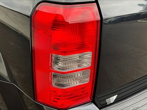 Used 2014 Jeep Patriot Sport w/ Power Value Group FWD image 23
