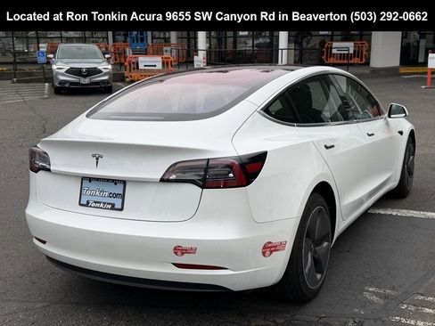 Used 2018 Tesla Model 3 Long Range image 8