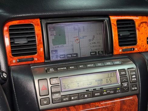 Used 2005 Lexus SC 430 Convertible image 34