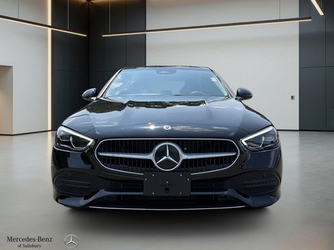 Used 2025 Mercedes-Benz C 300 4MATIC Sedan image 2