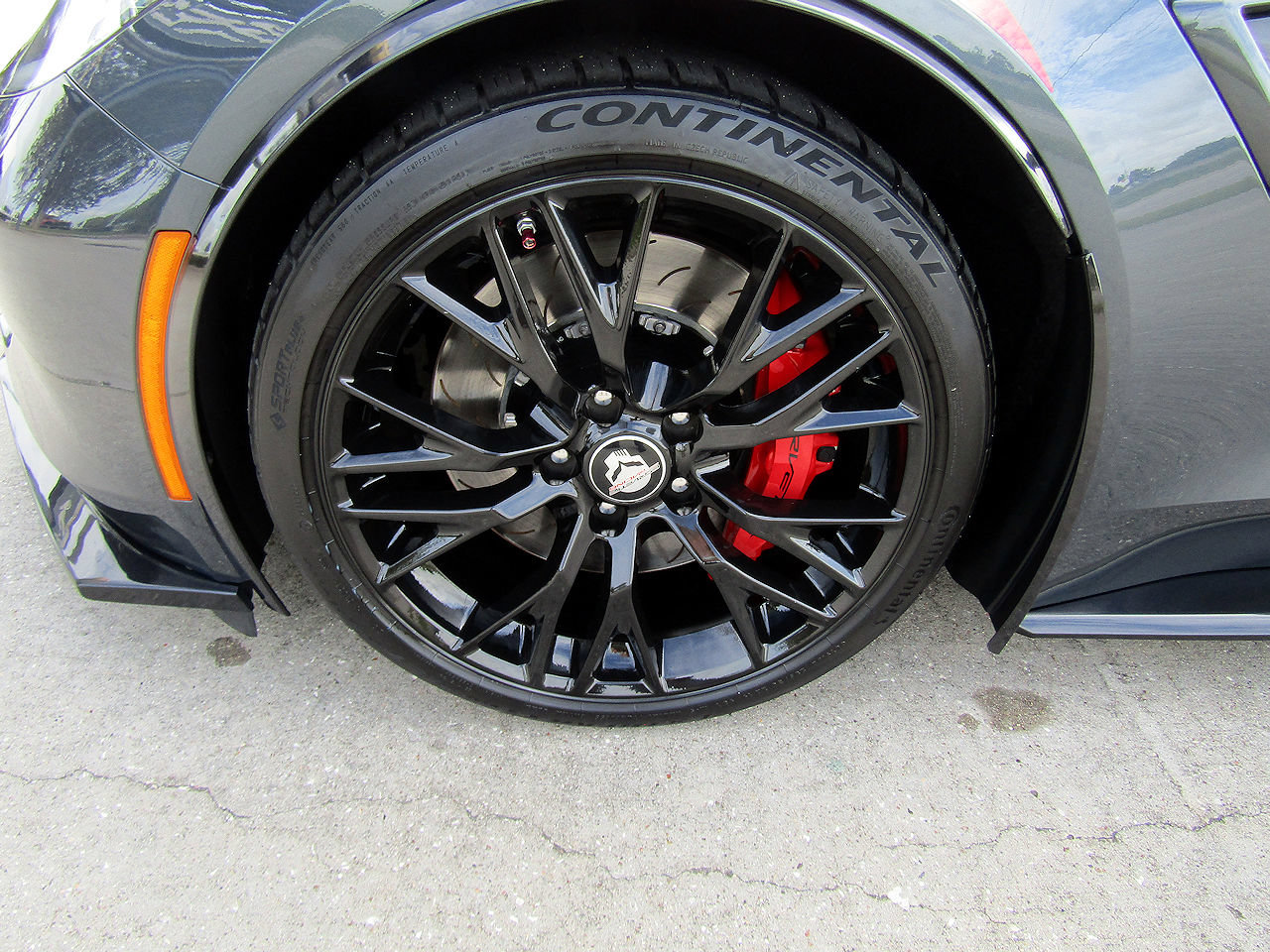 Used 2019 Chevrolet Corvette Grand Sport RWD image 25