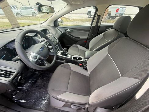 Used 2014 Ford Focus SE FWD image 10