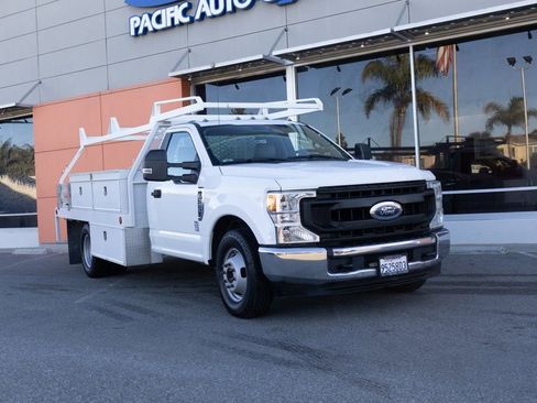 Used 2020 Ford F350 XL w/ Power Equipment Group RWD image 6