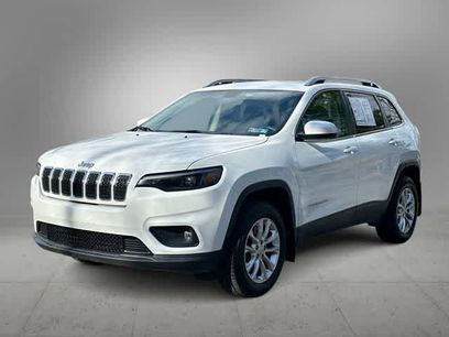 Used 2019 Jeep Cherokee Latitude w/ Popular Appearance Group