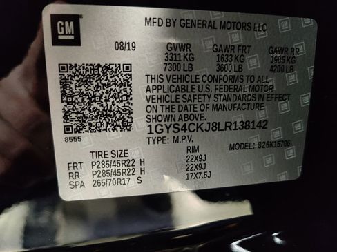 Used 2020 Cadillac Escalade Premium Luxury w/ Escalade Sport Edition image 28