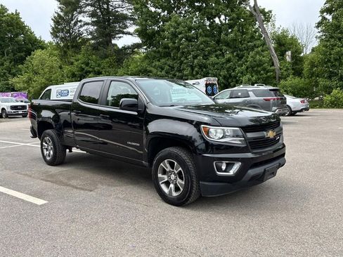 Used 2019 Chevrolet Colorado Z71 AWD/4WD image 3