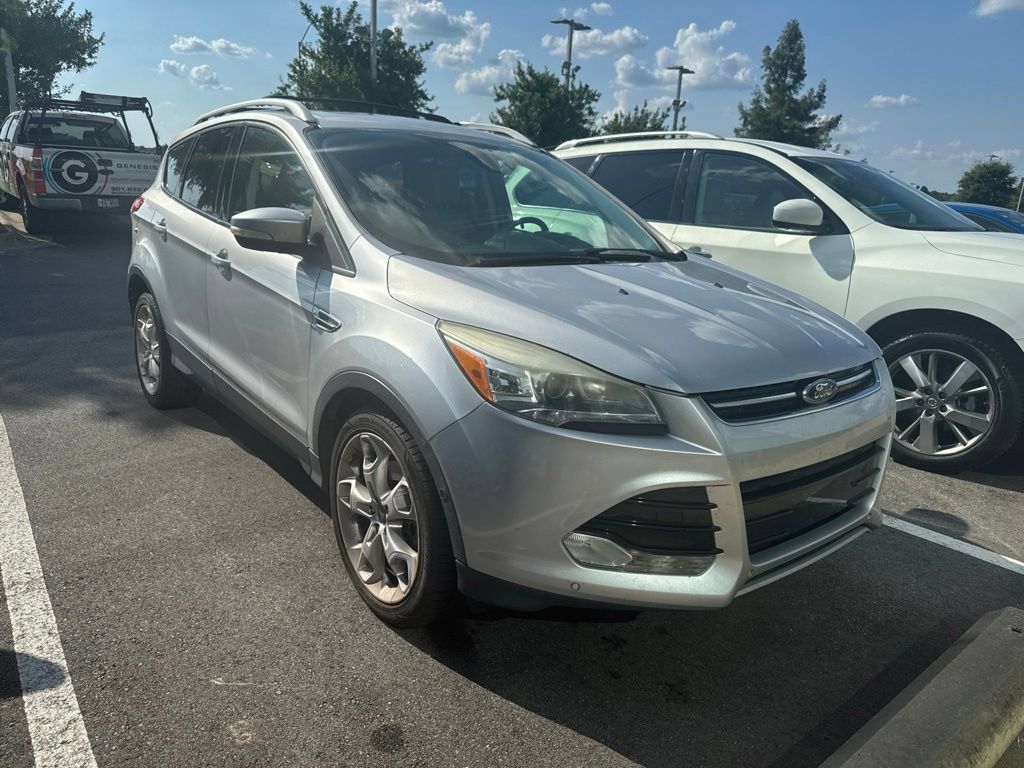 Used 2016 Ford Escape Titanium w/ Equipment Group 301A FWD image 4