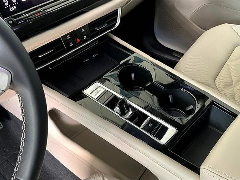 New 2026 Volkswagen Atlas SE image 17