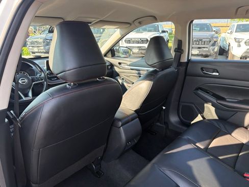 Used 2024 Nissan Altima 2.5 SR FWD image 21