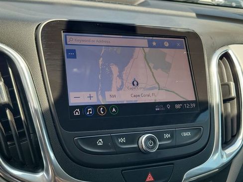 Used 2019 Chevrolet Equinox LT FWD image 24