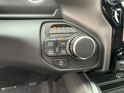 New 2026 RAM 1500 Big Horn AWD/4WD image 14
