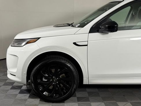Used 2025 Land Rover Discovery Sport S image 13