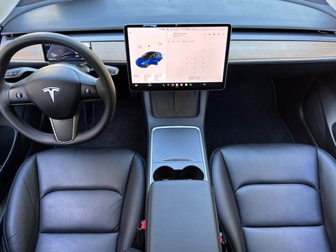 Used 2022 Tesla Model 3 Long Range AWD/4WD image 13