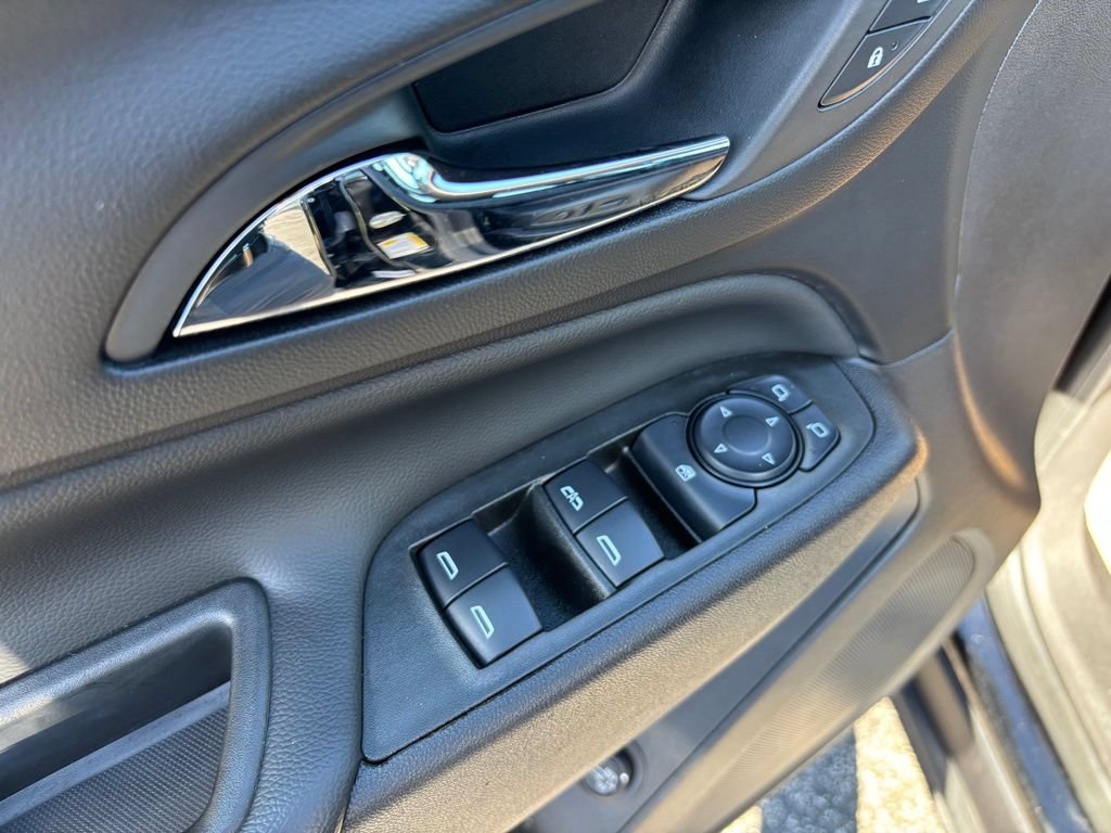 Certified 2024 Chevrolet Equinox LT AWD/4WD image 10