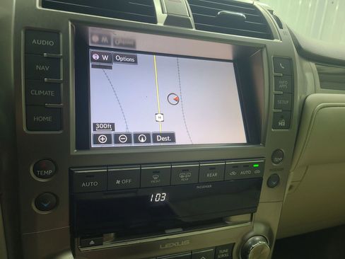 Used 2014 Lexus GX 460 Luxury image 32