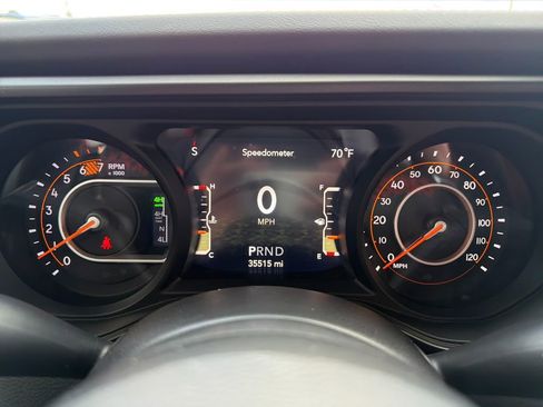 Used 2024 Jeep Wrangler Unlimited Rubicon 392 image 15