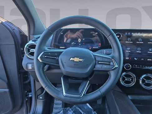 Used 2026 Chevrolet Blazer EV LT FWD image 13