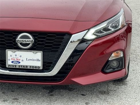 Used 2019 Nissan Altima 2.5 SV image 9