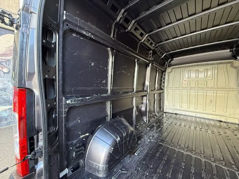 Used 2019 RAM ProMaster 2500 FWD image 40