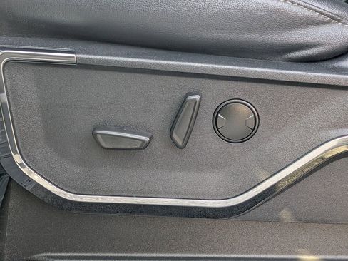 Used 2024 Ford F250 Lariat w/ Chrome Package image 21