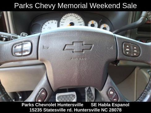 Used 2003 Chevrolet Silverado 1500 SS AWD/4WD image 12